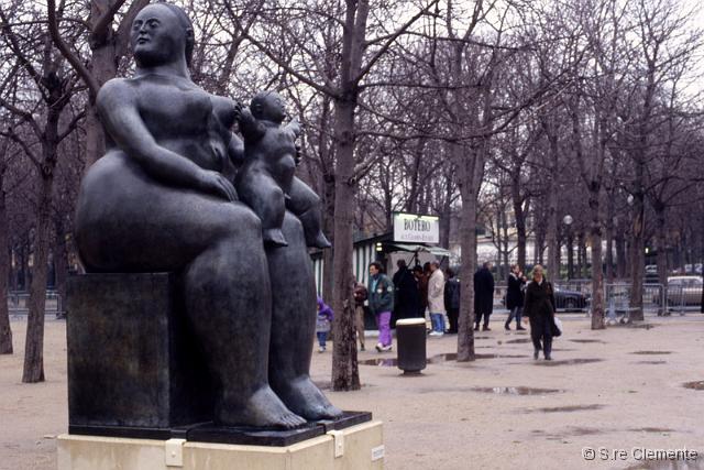 01_Botero4paris92.jpg