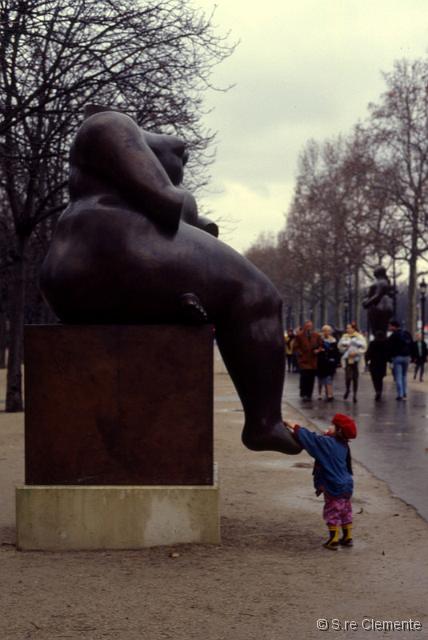 06b_Botero20paris92.jpg